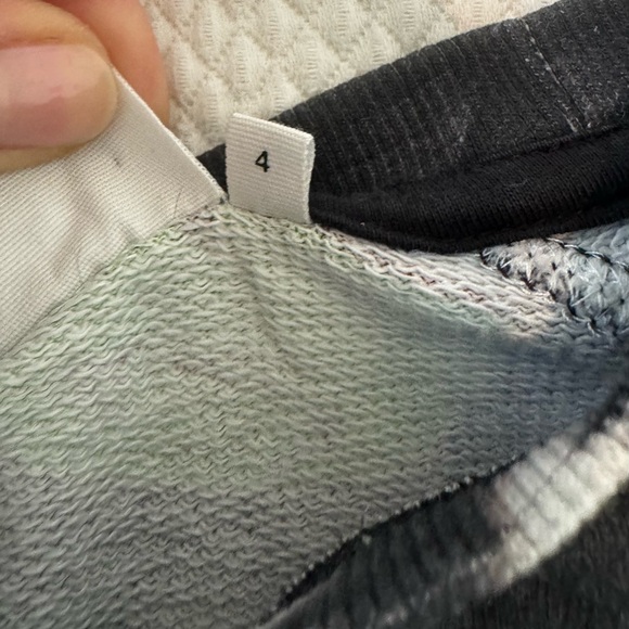 2 Molo sweatshirts - graffiti and records (price is for both) - Picture 6 of 7